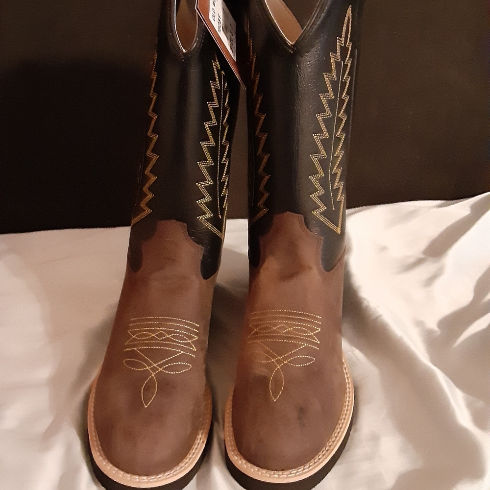 🤎🐎Cow boy boots🤎